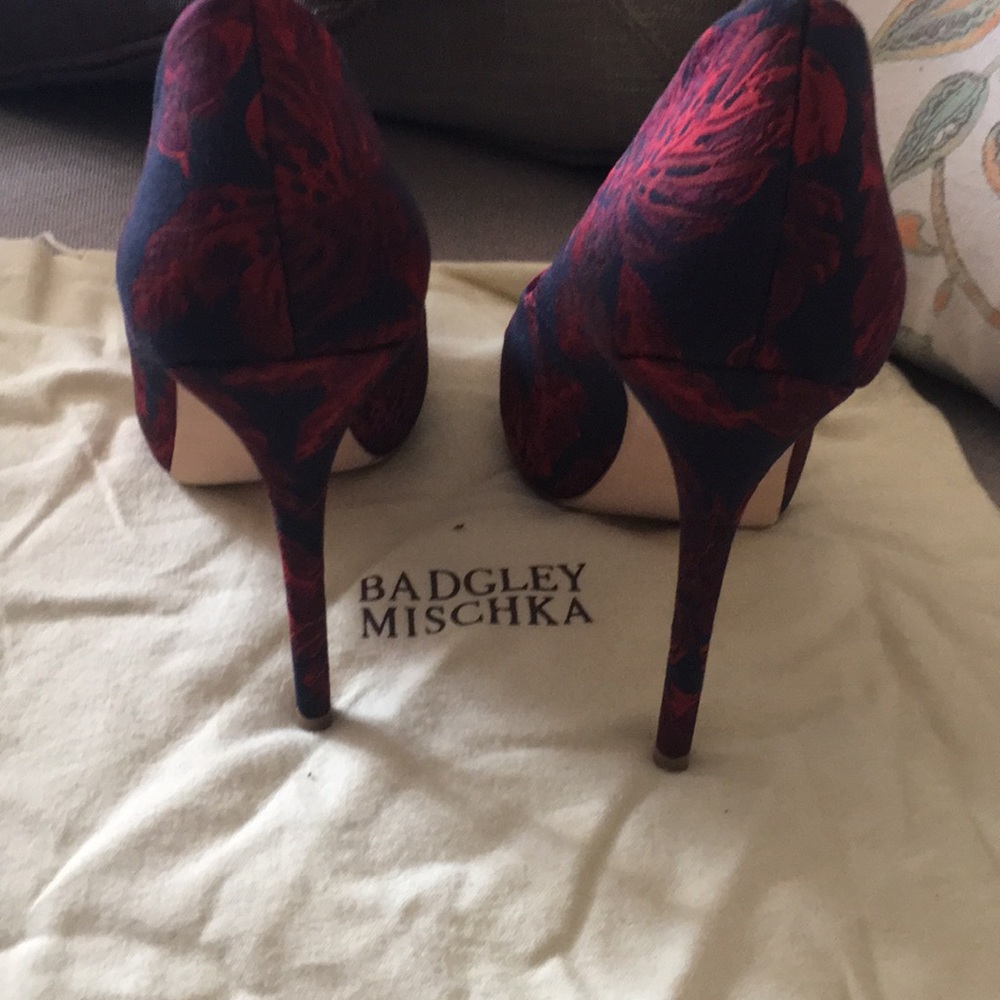 High heels - Picture 3 of 6